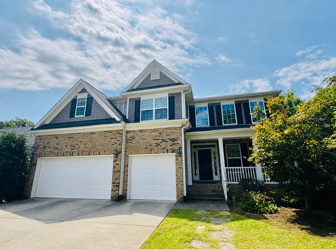 5 bed, 4133 sqft, $4,000 — Photo 2