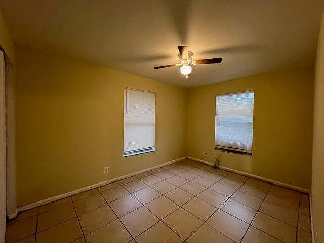 Building Photo - 1525 W 28th St #2