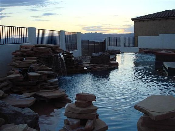 50' Lagoon Pool w/vanishing edge