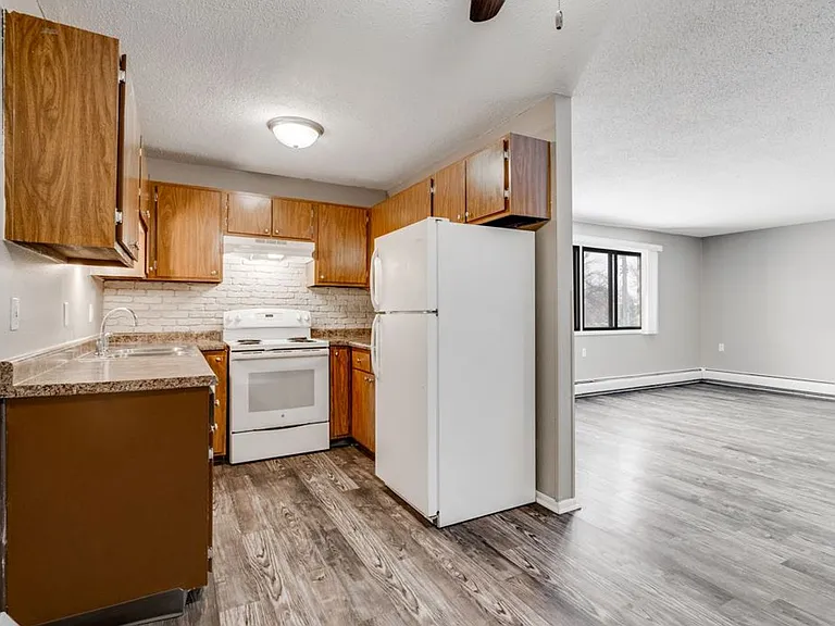 McCarrons Village Apartments — Photo 26