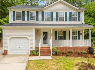 2102 Meade Ln, Durham, NC 27707