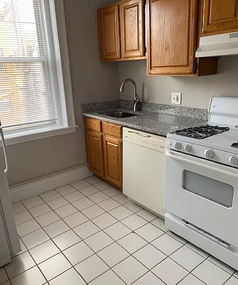 3-15 Lorraine Terrace — Photo 8