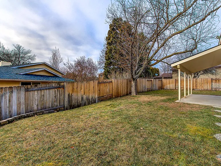 1025 N Eagle Hills Way — Photo 26