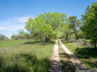 10155 New Sulphur Springs Rd, San Antonio, TX 78263
