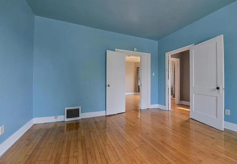1217 Chicago St — Photo 12