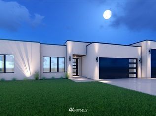 448 Airport Dr SW, Mattawa, WA 99349