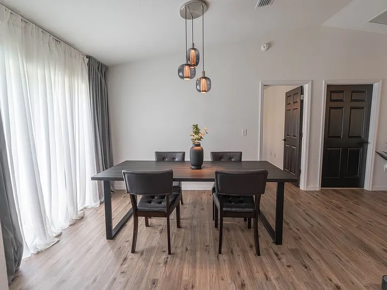 1641 SW 31st Ave — Photo 11