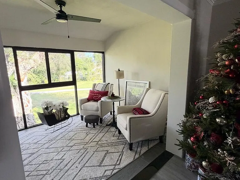 9199 Pecky Cypress Ln #7D — Photo 8