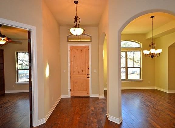 foyer, study on the left, dining room on the right