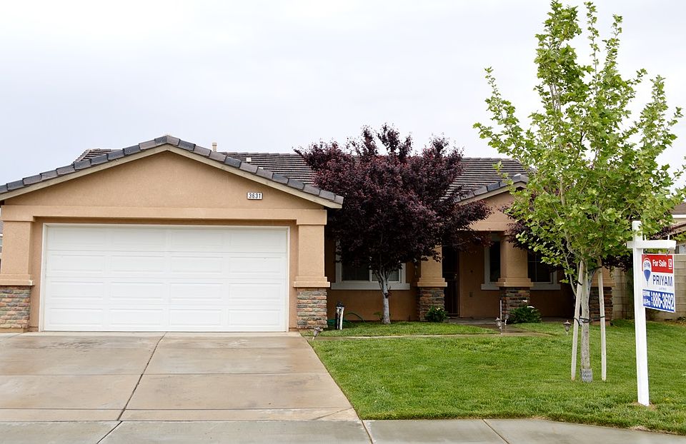 1st image of 3631 E Avenue H10