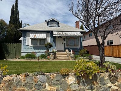 30 Hobart Ave, San Mateo, CA, 94402