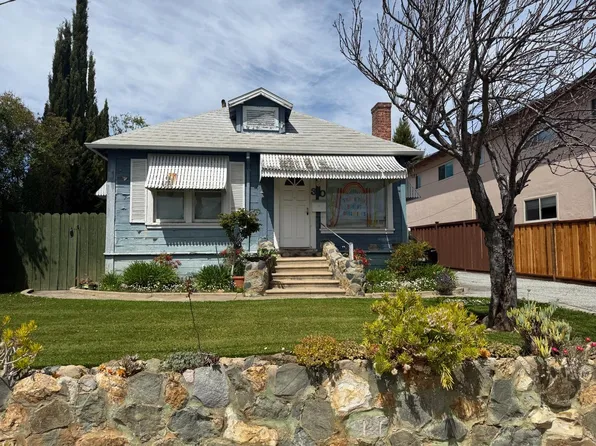 30 Hobart Ave, San Mateo, CA 94402