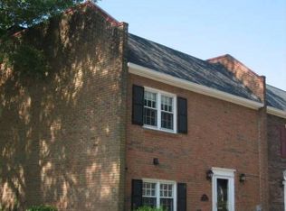 15 Sycamore Sq, Decatur, GA 30030