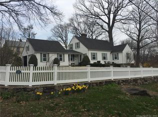 15 McAllister Ave, Norwalk, CT 06854