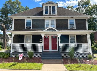 124 Birch St, Manchester, CT 06040