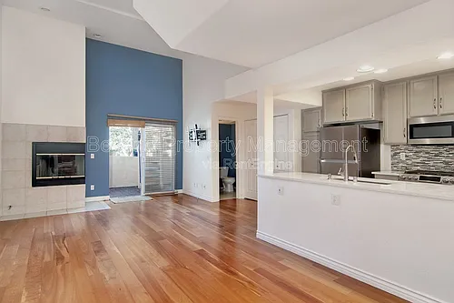 2231 Felspar St Photo 1