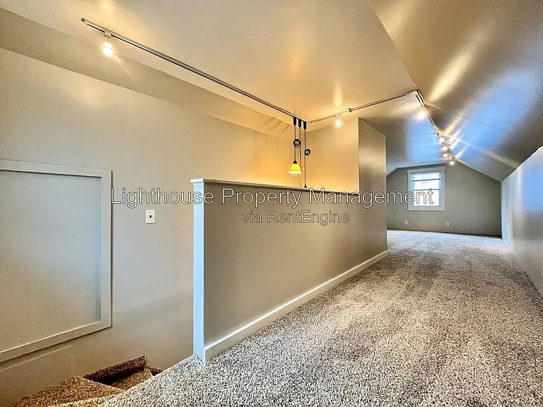 809 Eastern Ave NE — Photo 14