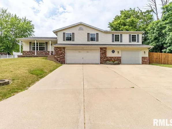 112 Eastwood Dr, East Peoria, IL 61611