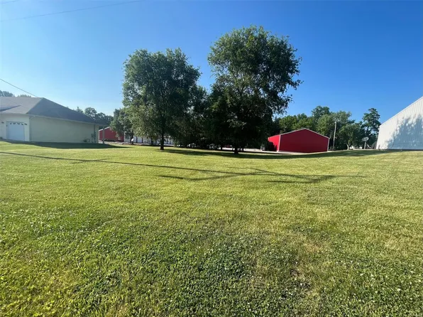 2211 W Jefferson St, Vandalia, IL 62471