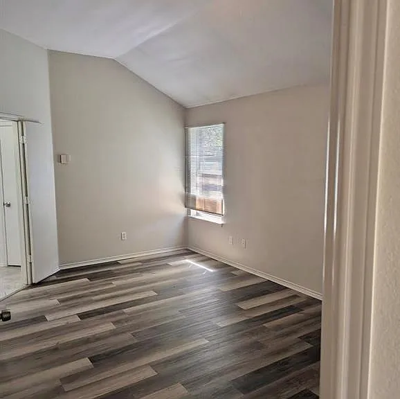 8541 Western Meadows Dr — Photo 14