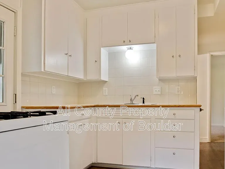 732 Alpine Ave — Photo 5