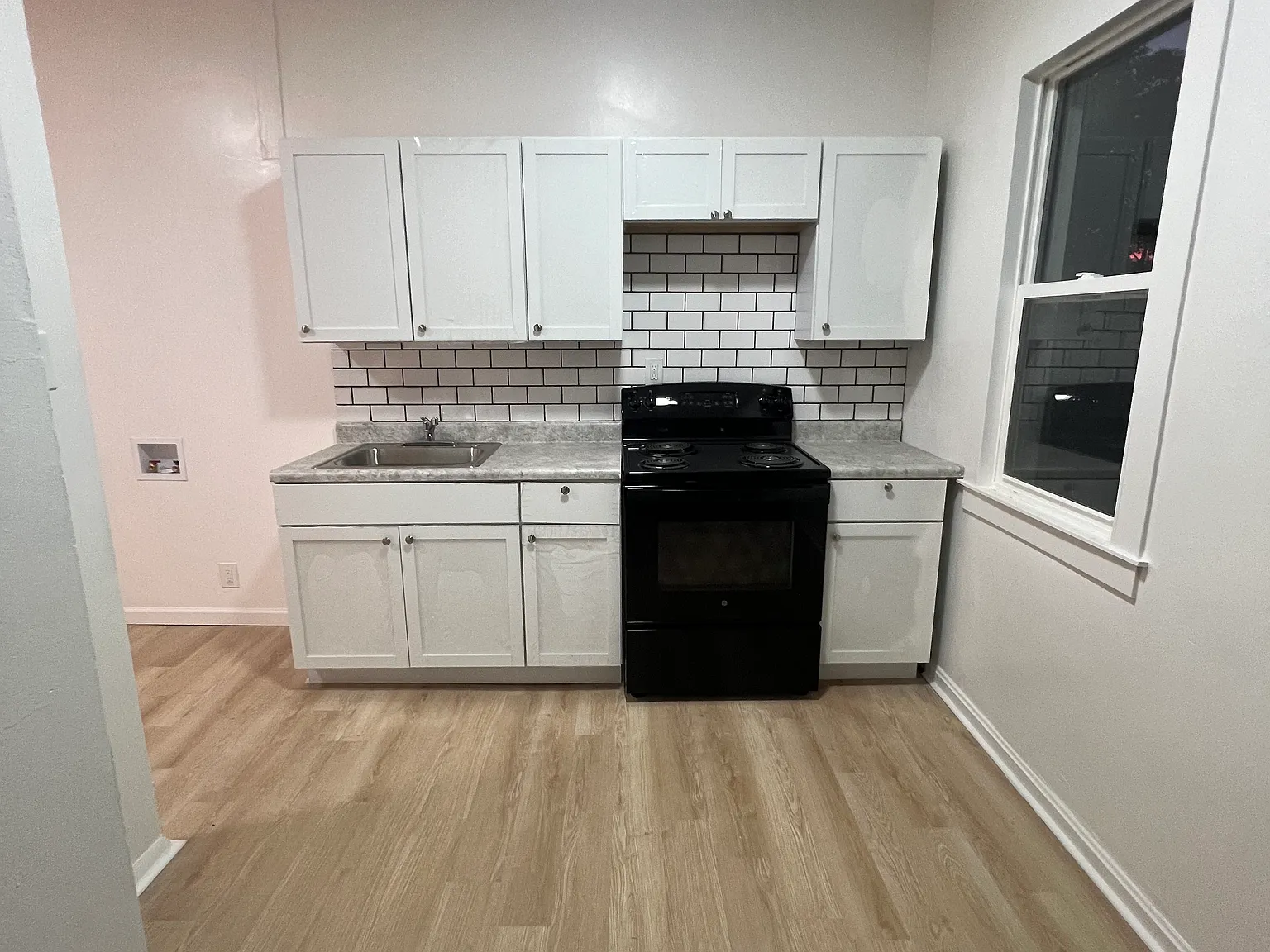 3203 Tytus Ave - 4 Family — Photo 1