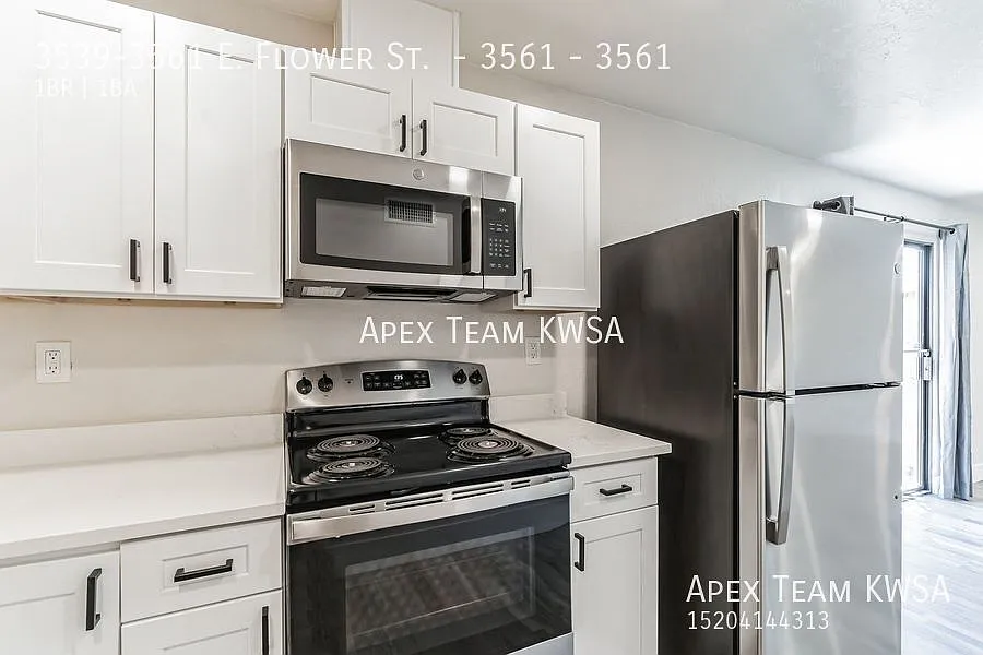 $875-Gorgeous & Modern 1BD/1BA with yard in Dodge Flower Neighborhood! — Photo 4