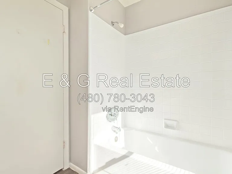 8651 N 107th Dr — Photo 24