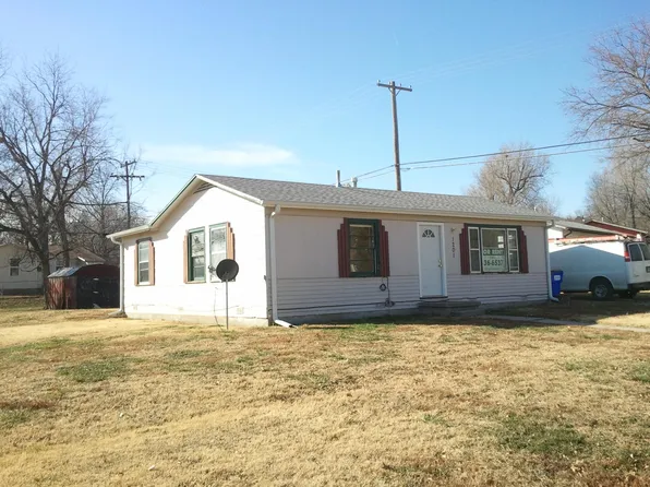 1201 Downtain St, Junction City, KS 66441