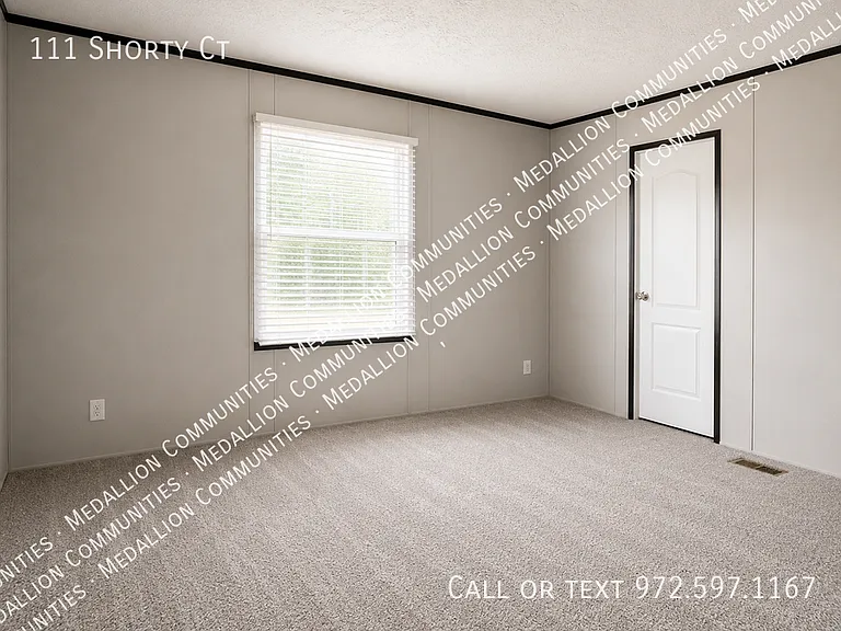 111 Shorty Ct — Photo 8