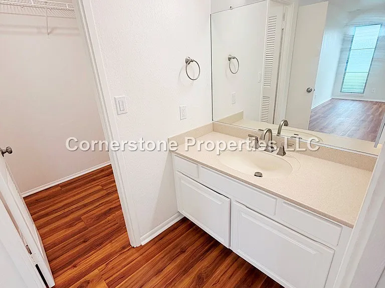 1270 Akele St — Photo 20