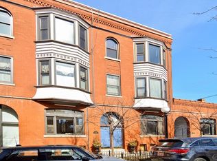 850 W Wisconsin St #A, Chicago, IL 60614
