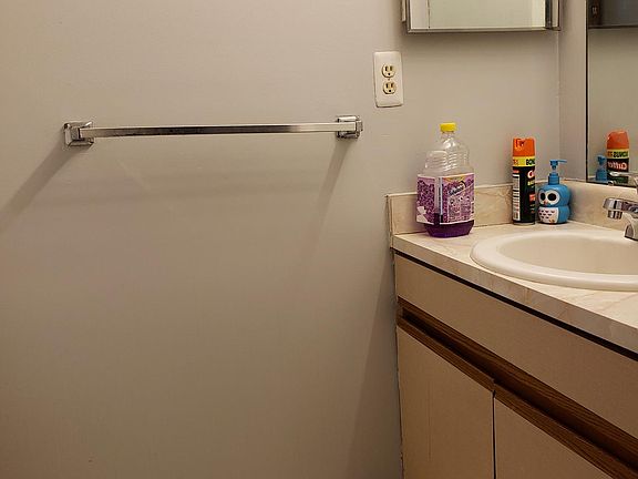 4th image of 1831 N Arbor Way Dr APT 12