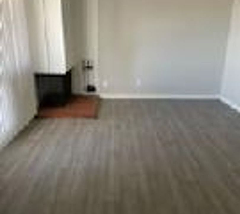1st image of 1330 Louisiana Blvd NE APT 404