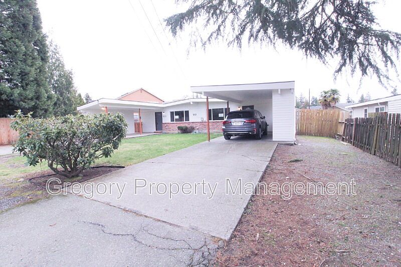 1st image of 4224 176th Pl SW
