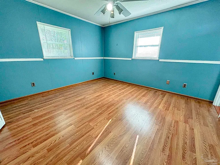 7028 Nathan Rd — Photo 79