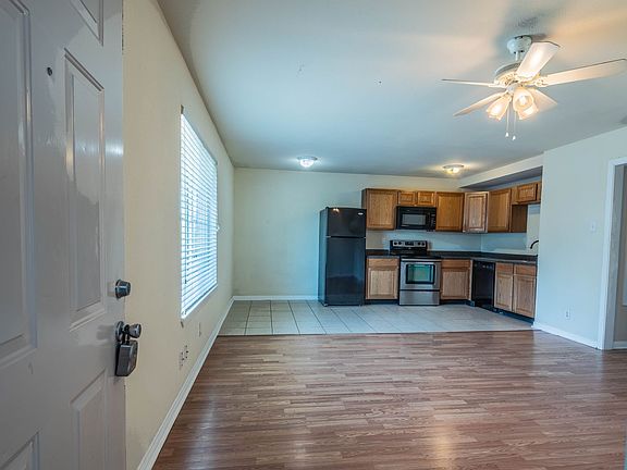 2nd image of 3918 Anita St APT 1