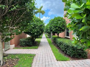 642 SW 106th Ave #1514, Hollywood, FL 33025