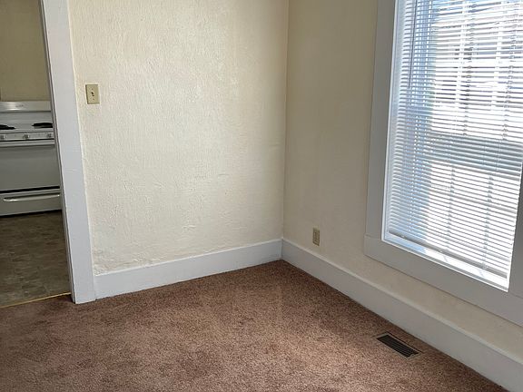 5th image of 12 N Hamilton St