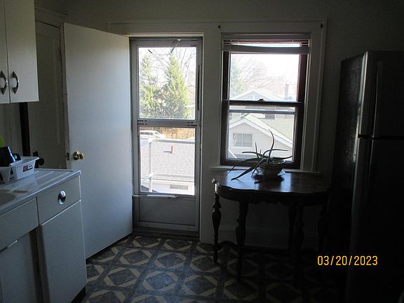 4th image of 3599 West Blvd