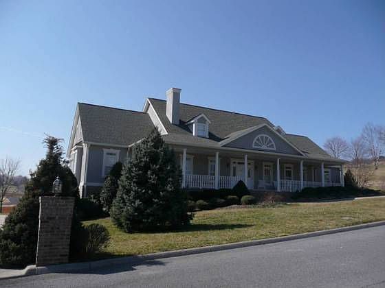 1st image of 1109 Dover Dr