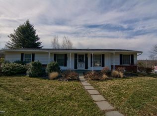 1498 Mount Cobb Rd, Jefferson Township, PA 18436