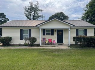 111 Cheyenne St, Leesburg, GA 31763