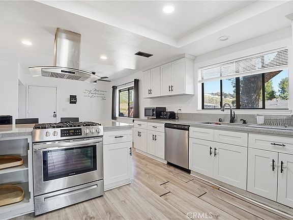 5th image of 17454 Buckthorn Ave