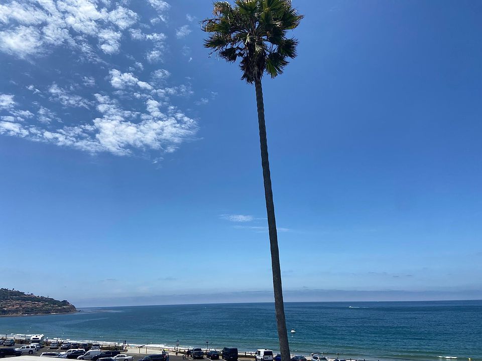 Ocean view from this amazing 2 bedroom 2 bathroom Penthouse unit