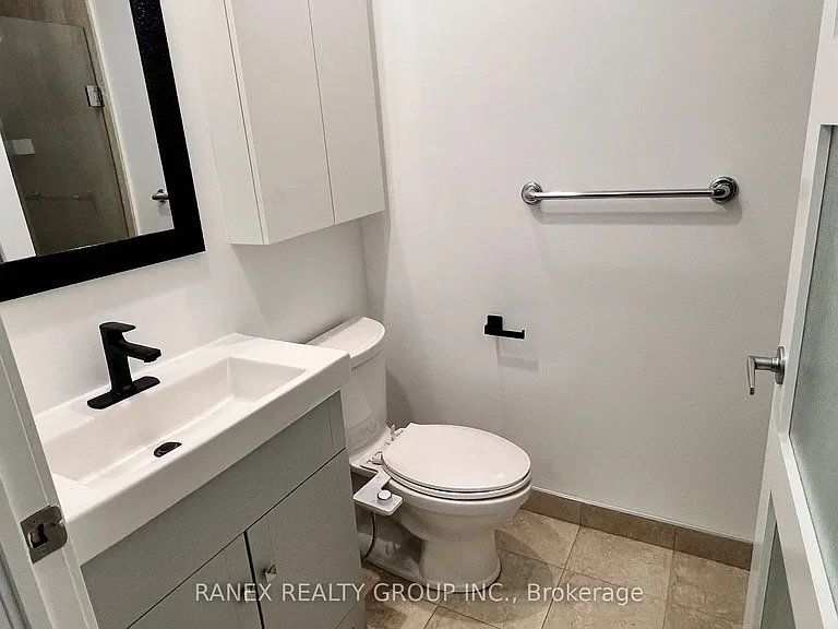 8 York St #2812 — Photo 8