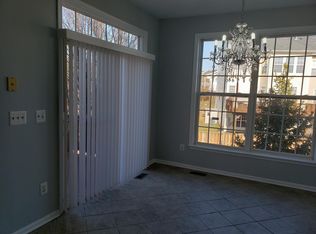 2206 Armitage Ct, Woodbridge, VA 22191