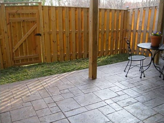 5th image of 6929 Rolling Creek Way