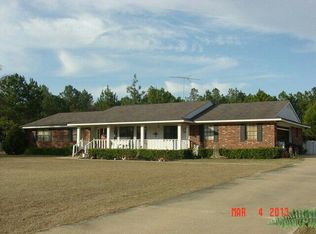 3385 Constance Rd, Jesup, GA 31545