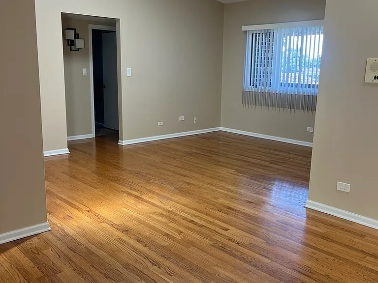 10620 Ridgeland Ave #3B — Photo 2
